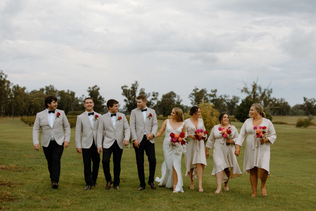 Wedding party at Lazy River Estate, Dubbo